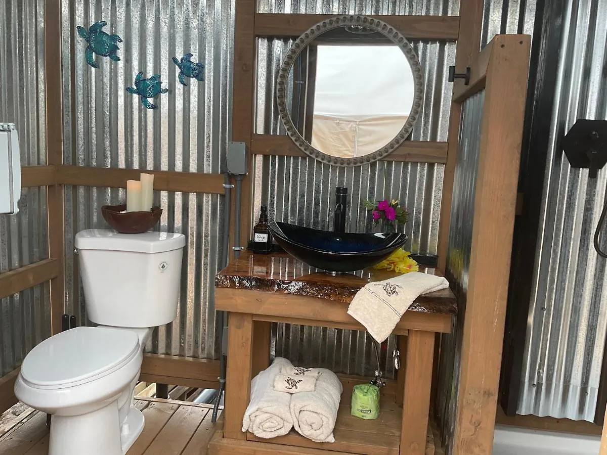 Tiki Cabana Hotel Hawaiian Ocean View